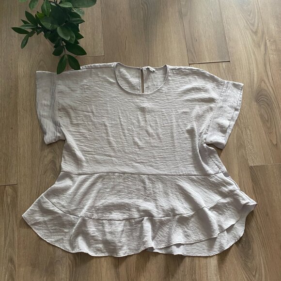 Tristan Slate Gray Flowy Short-Sleeve Blouse - Picture 2 of 7